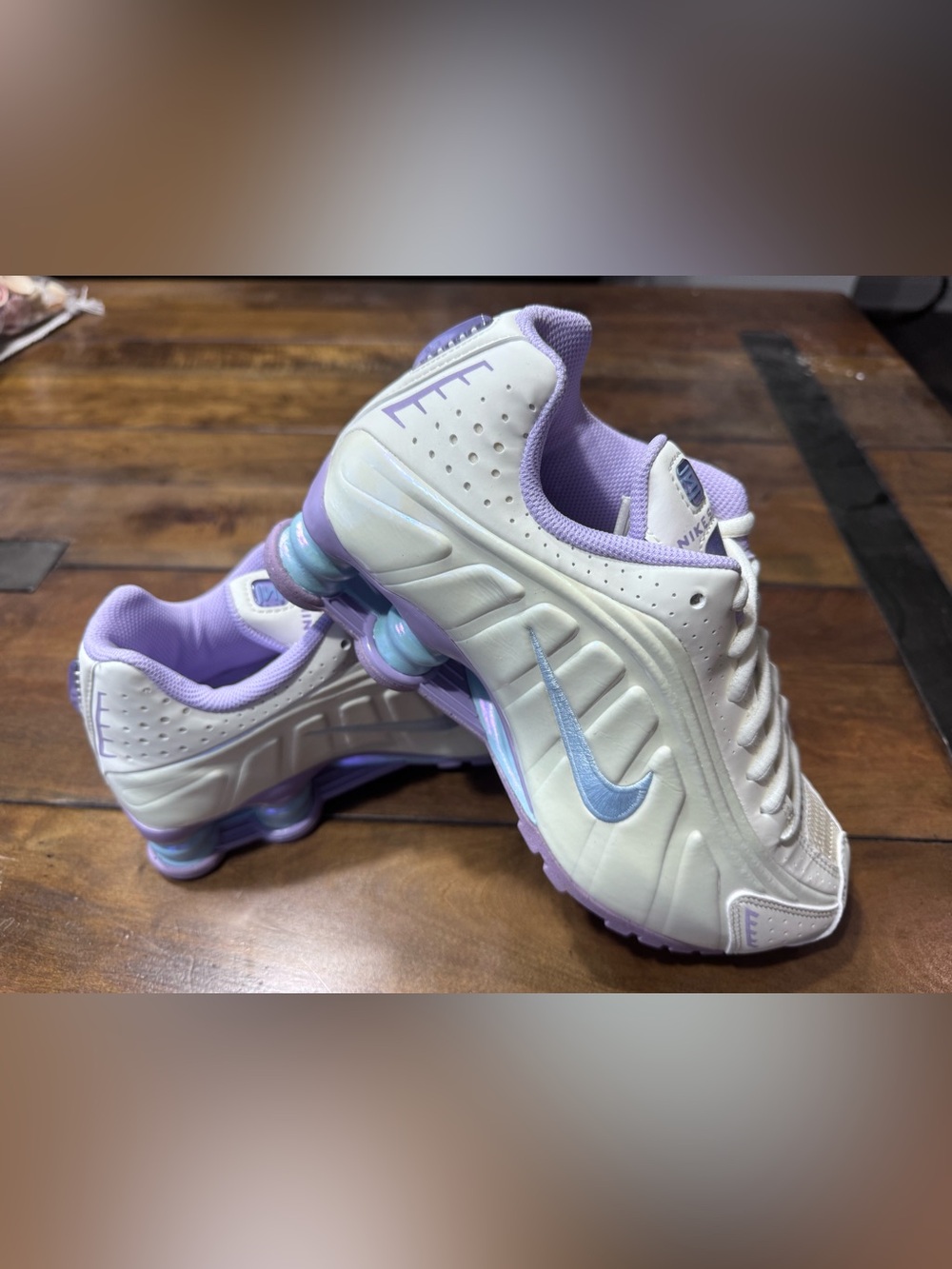 Nike Shox R4 NWT